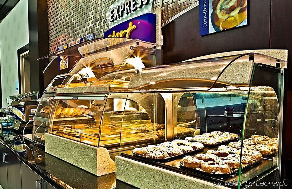 Holiday Inn Express & Suites Columbus - Polaris, An Ihg Hotel Restaurant photo