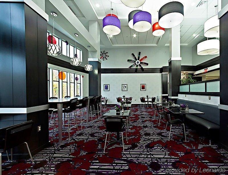 Holiday Inn Express & Suites Columbus - Polaris, An Ihg Hotel Restaurant photo
